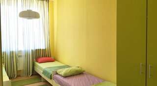 Гостиница Hostel Semeyniy Астрахань Кровать в общем четырехместном номере для мужчин-2