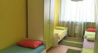 Гостиница Hostel Semeyniy Астрахань Кровать в общем четырехместном номере для мужчин-3